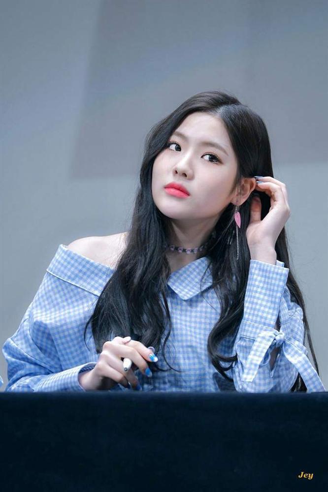 Diễn viên hài xứ Hàn gây shock khi cấp tốc giảm 30kg để mặc vừa váy cưới-8