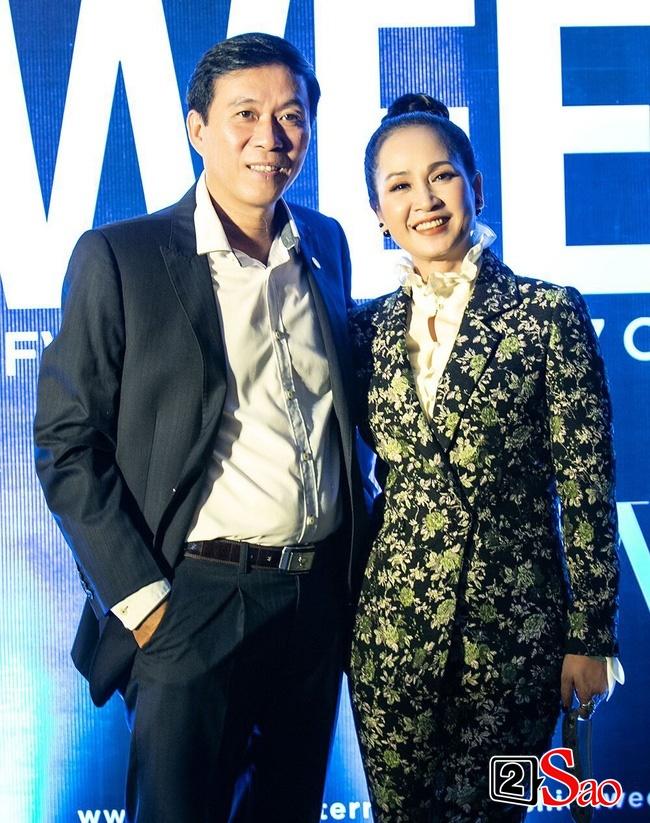 Bất ngờ trở lại sàn diễn, Phương Oanh Quỳnh Búp Bê catwalk thừa thần thái nhưng thiếu mềm mại-6