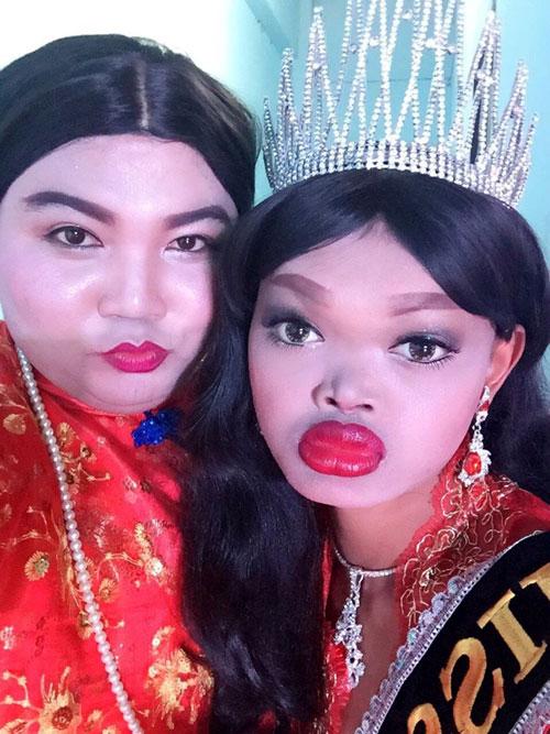 Đã lâu không xuất hiện, Happy Polla bất ngờ đăng ảnh uốn éo bên gái già chuyển giới SiTang khiến người xem hoang mang-3