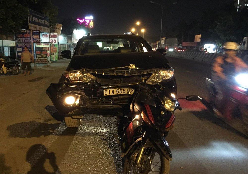 Xe điên quét hàng loạt xe máy trong đêm, 5 người nhập viện-1