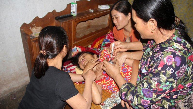 4 người bị điện giật tử vong ở Hà Tĩnh: Ngã quỵ bên thi thể cháy sém-6