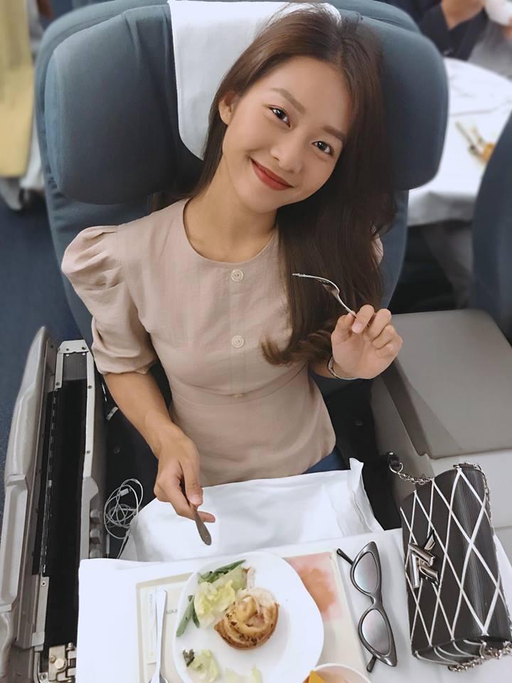 Khoe ảnh băng bó khi vừa thẩm mỹ, người hâm mộ khuyên hotgirl Kelly: Chị đẹp lắm rồi, đừng làm gì nữa-4