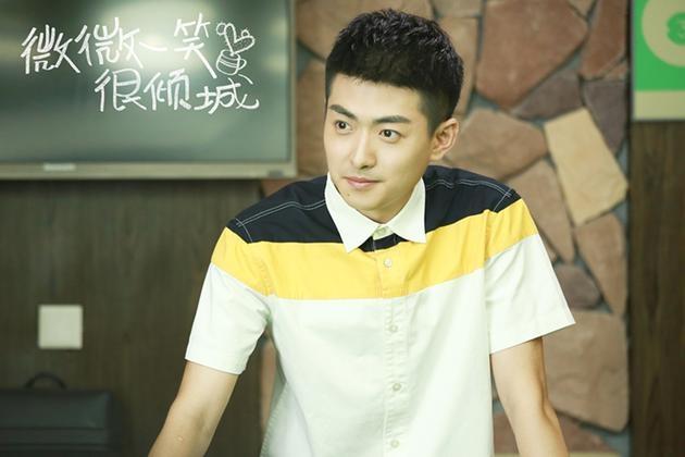 Nhìn lại dàn mỹ nam Yêu em từ cái nhìn đầu tiên: Nam chính loay hoay, nam phụ sáng nhờ đồng tính-12