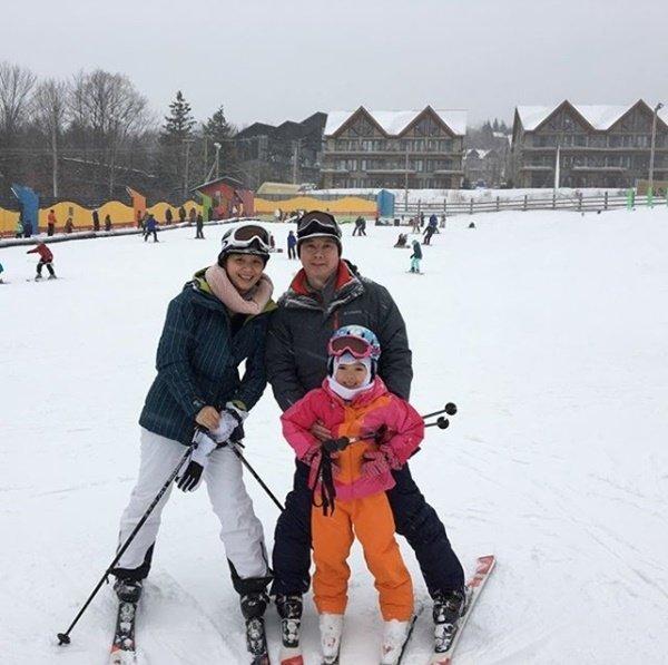 Cuộc sống bên trời Tây của diễn viên bị ghét nhất phim Bỗng dưng muốn khóc-7