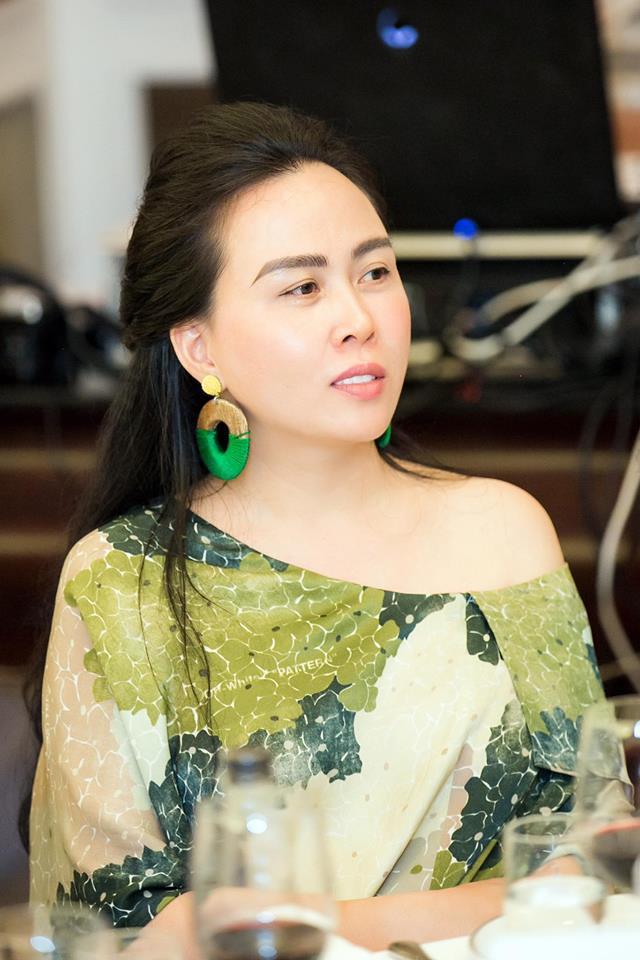 Chân dung người phụ nữ Quách Ngọc Ngoan công khai gọi là vợ-5