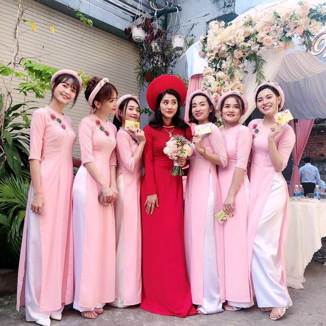 Cường Seven, Hiếu Nguyễn bê tráp ăn hỏi cho diễn viên Xuân Phúc-7