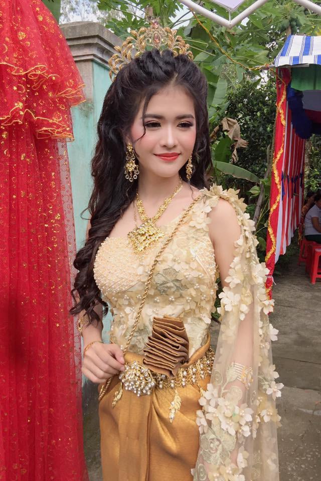 Dân mạng Việt thi nhau truy tìm danh tính của cô dâu xinh đẹp hot nhất mạng xã hội-2