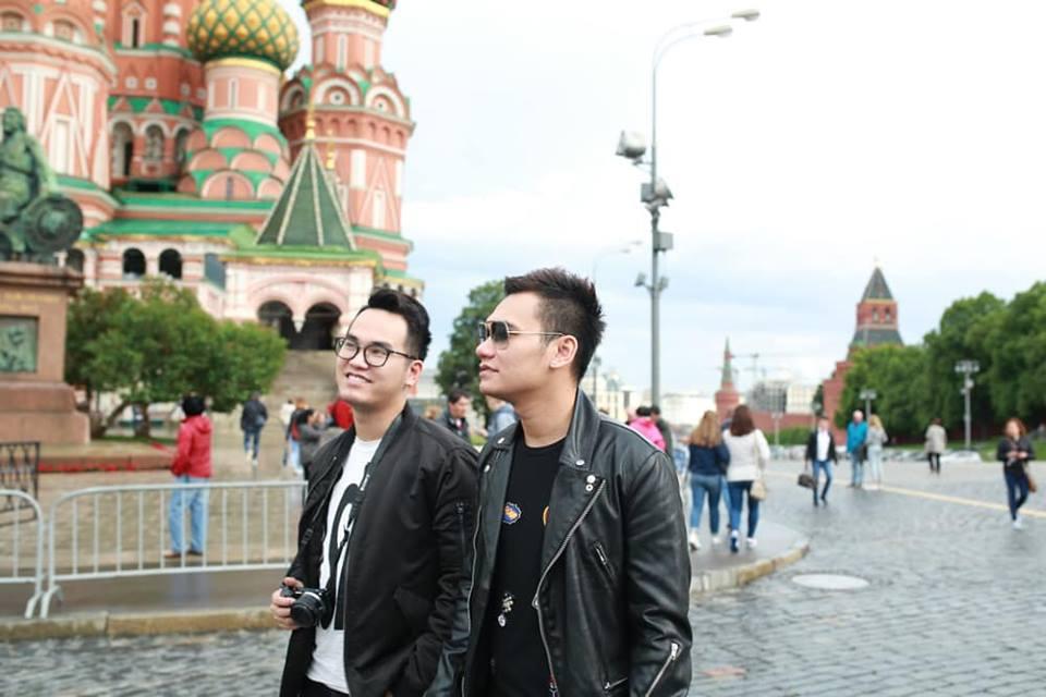 Khắc Việt dùng lời lẽ thô tục bảo vệ Khắc Hưng khi bị chỉ trích đặt tiêu đề bài hát rẻ tiền-1