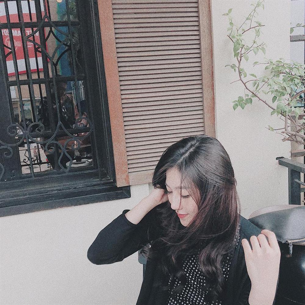 Giữa ồn ào chia tay Vĩnh Thụy, Hoàng Thùy Linh thông báo: Tôi chỉ thích hoa và gấu bông-10