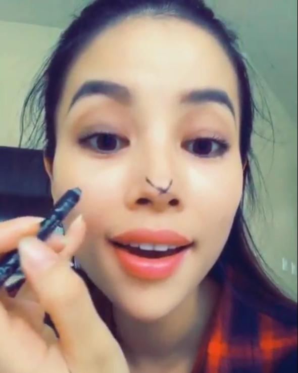 Quay clip mặt gầy xọp dù thiên hạ đồn thổi hoa hậu mang bầu cho đại gia, Phạm Hương đón Halloween cực chất-3