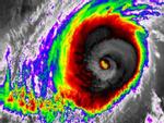 Siêu bão Yutu: Đông Bắc Biển Đông biển động dữ dội