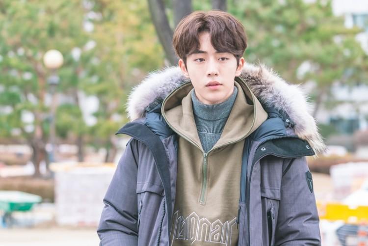 4 cặp chị em cách nhau hơn 12 tuổi của màn ảnh Hàn cuối năm 2018 - 2019, bạn trông đợi vào ai?-2