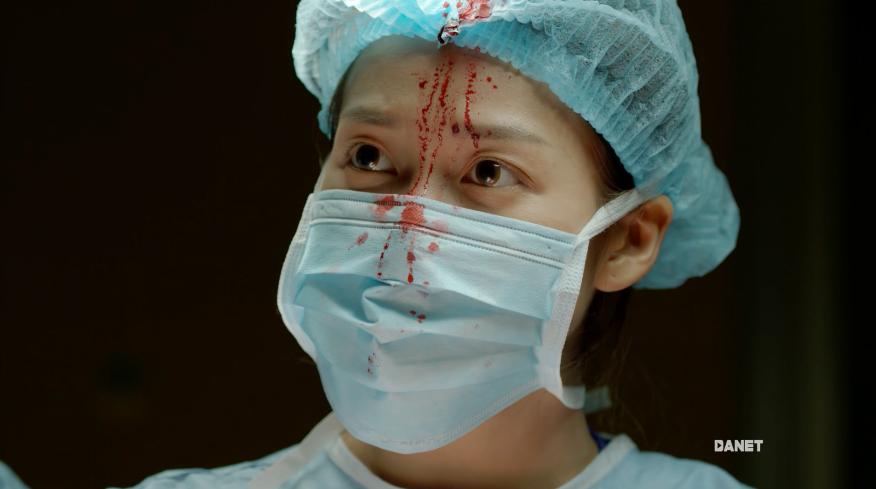 Song Luân và Hữu Vi tá hỏa khi bị người yêu phát hiện chụp ảnh với gái lạ-9