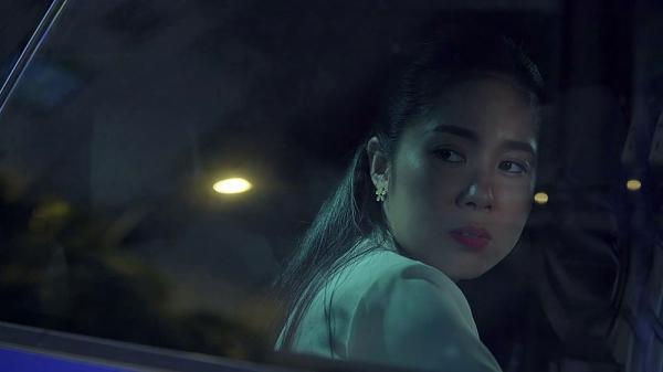 Gạo nếp gạo tẻ tập 76: Lê Phương trả thù gã chồng bội bạc bằng một cú tát như trời giáng-4