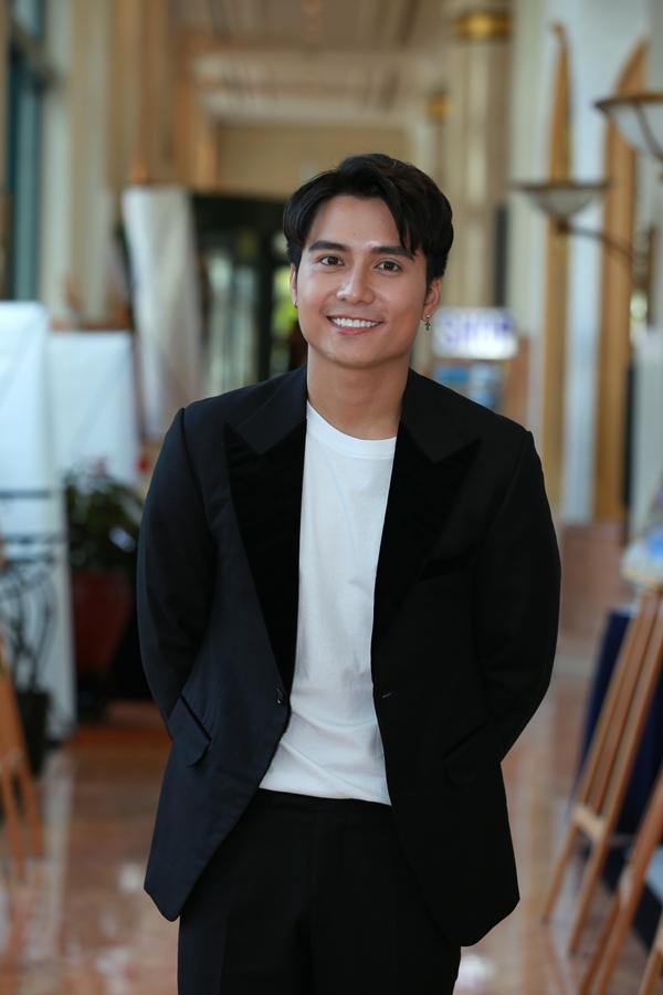 Mạnh Quân Quỳnh Búp Bê: Đóng cảnh lên giường với Thu Quỳnh rất căng thẳng vì tôi quá sợ vợ-1