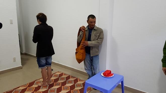 Dựng chuyện yểm vong, đánh tráo gần 200 triệu đồng bằng tiền âm phủ-1