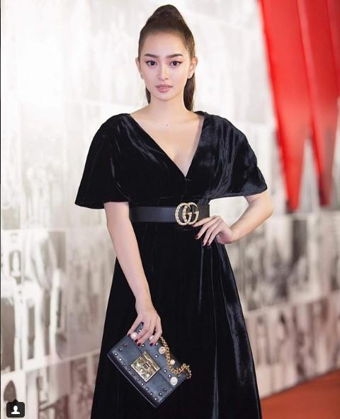 Bình thường phổng phao là thế, vừa giảm 9 kg mà vòng 1 của Kaity Nguyễn sơ tán đi đâu mất rồi-5