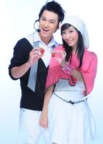 Những ca sĩ tuổi teen đình đám 10 năm trước hiện ở đâu, làm gì?-7