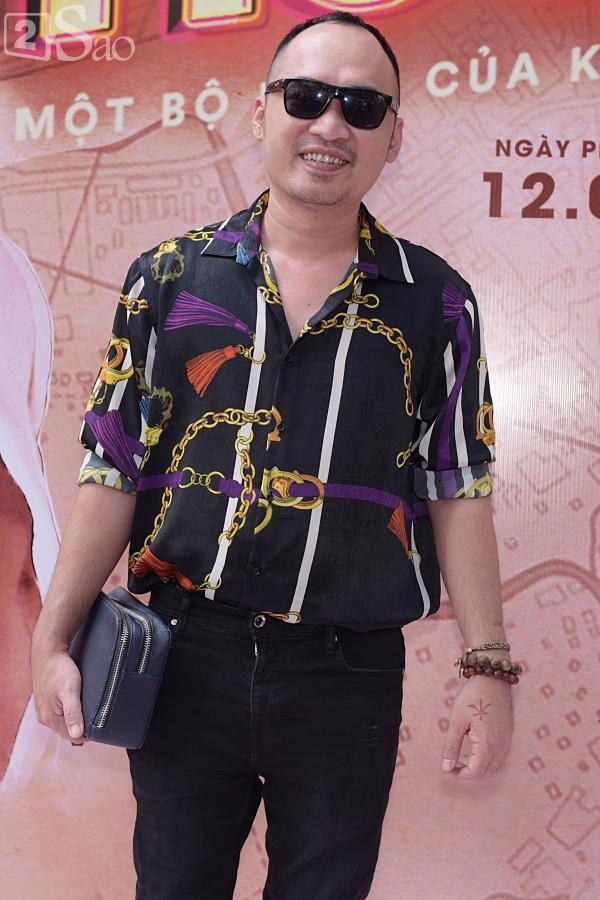 Chị Mười Ba Thu Trang phiên bản điện ảnh cai thuốc lá để tuân thủ quy định của Bộ văn hóa-4