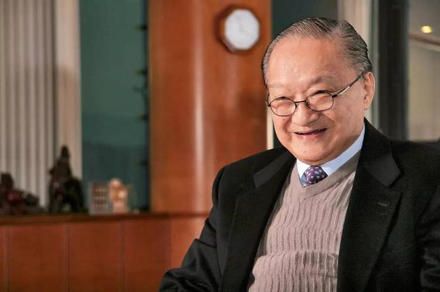 Lý Nhược Đồng, Châu Tấn và dàn sao hạng A Hoa ngữ thương xót tiểu thuyết gia Kim Dung qua đời-1