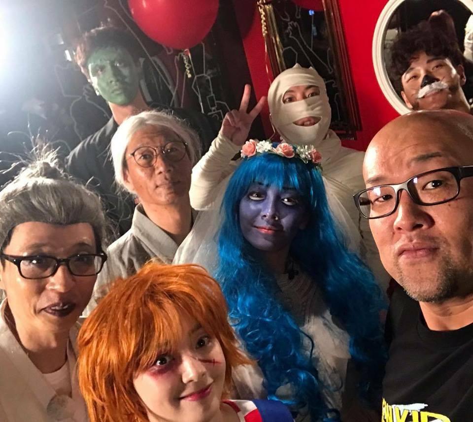 Mỹ nhân Hàn biến hình dịp Halloween: Mợ Ngố Song Ji Hyo cực chất, TWICE khiến khán giả hết hồn-1