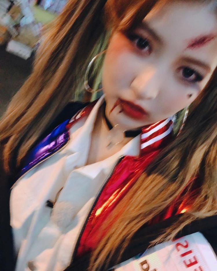 Mỹ nhân Hàn biến hình dịp Halloween: Mợ Ngố Song Ji Hyo cực chất, TWICE khiến khán giả hết hồn-3