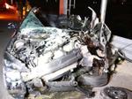 Mazda nát bươm trên cao tốc Hải Phòng - Quảng Ninh, 2 người chết
