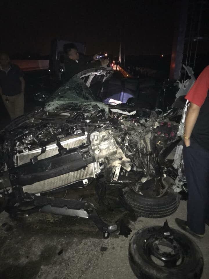 Mazda nát bươm trên cao tốc Hải Phòng - Quảng Ninh, 2 người chết-6