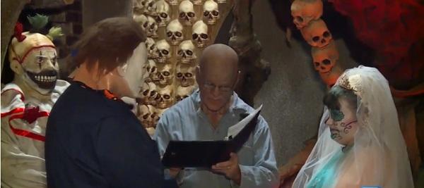 Cặp đôi hóa trang rùng rợn kết hôn tại nhà ma khiếp vía nhất nước Mỹ-3