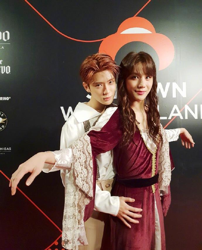 Cười rơi nước mắt với bữa tiệc Halloween chất nhất showbiz Hàn-14