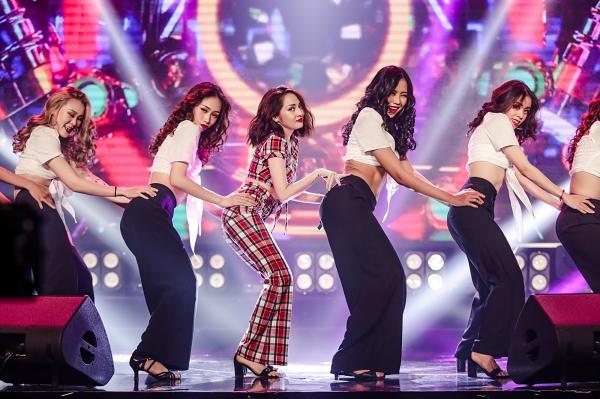 Chỉ về nhì trên BXH, Đức Phúc liền chất vấn êkip sản xuất Ca khúc nào đứng hạng nhất?-3