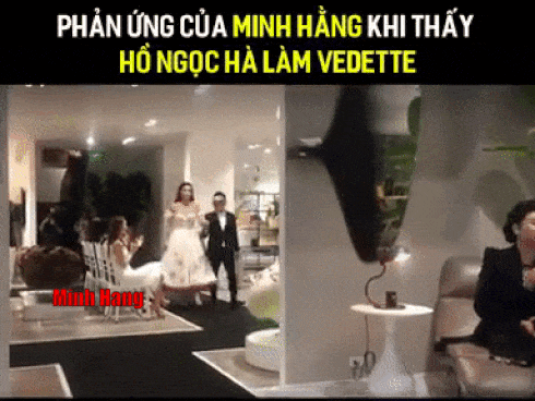 Minh Hằng chứng tỏ bản năng 'hoa hậu thân thiện' khi xem đàn chị Hồ Ngọc Hà làm vedette sàn diễn