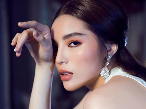 Kỳ Duyên: 'Phải học cách một mắt nhắm một mắt mở, đừng nên biết quá nhiều...'