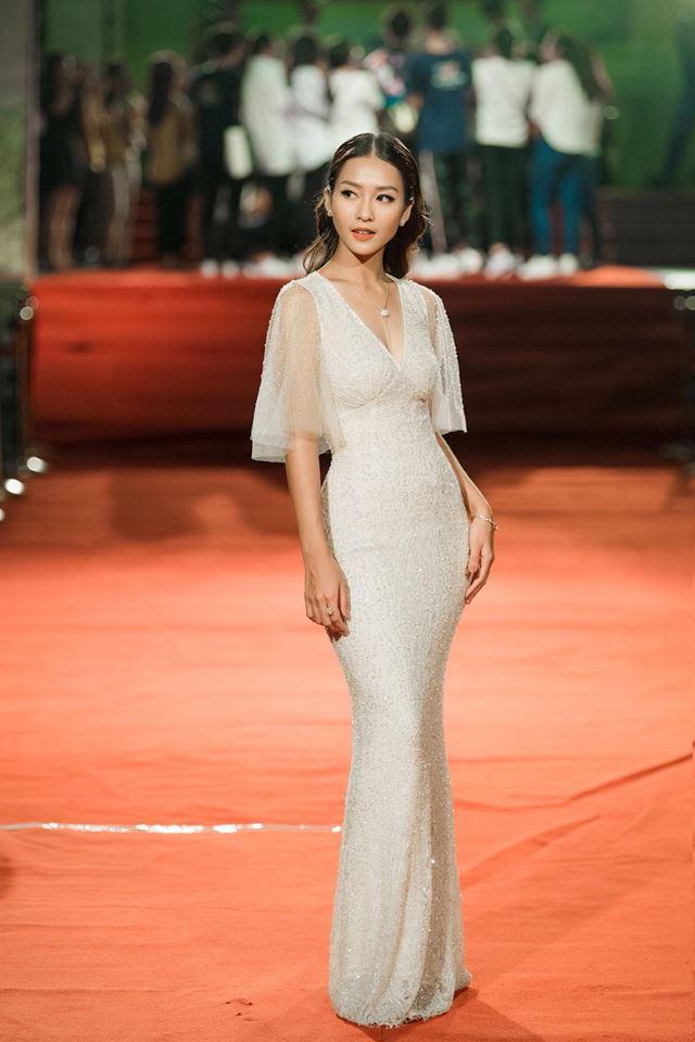 Thú nhận sửa hết góc con người đã là gì, hotgirl Trâm Anh lại được Quế Vân rủ rê đi làm tiếp đây này-3