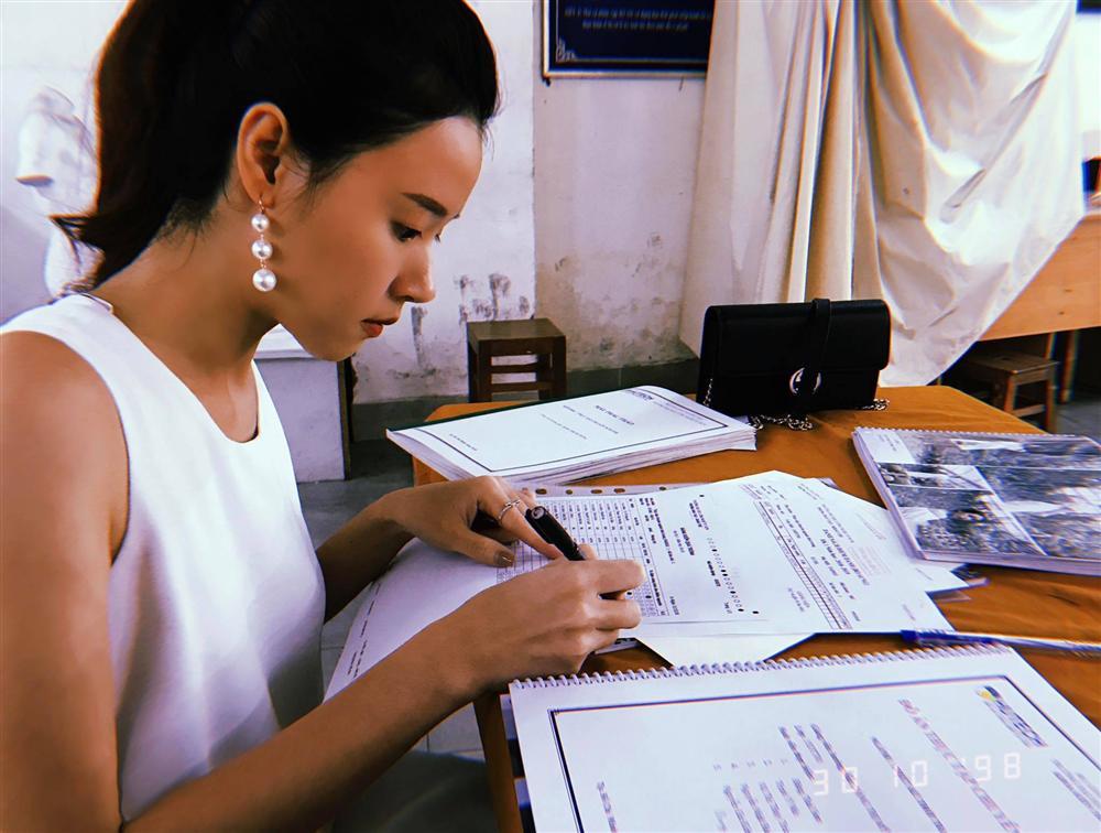 Thú nhận sửa hết góc con người đã là gì, hotgirl Trâm Anh lại được Quế Vân rủ rê đi làm tiếp đây này-7