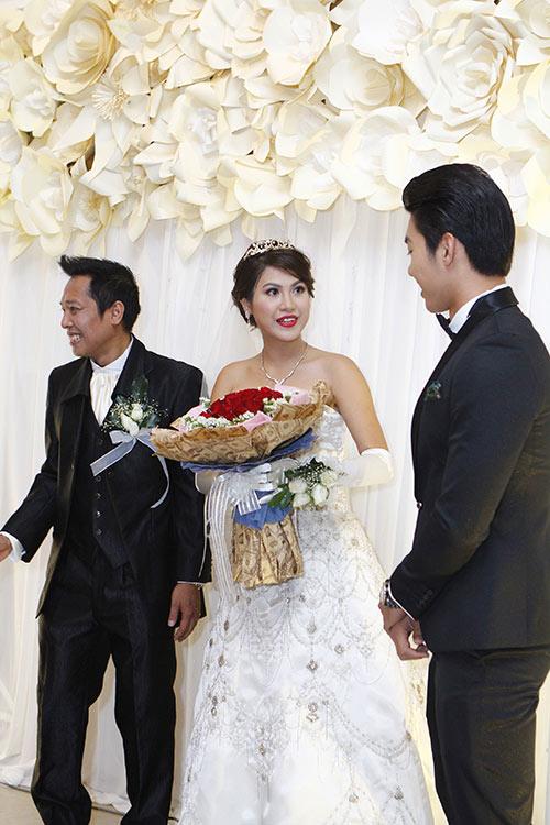 Hành trình lái máy bay nhiều thị phi của Trương Nam Thành trước khi đáp xuống bến đỗ hạnh phúc-3