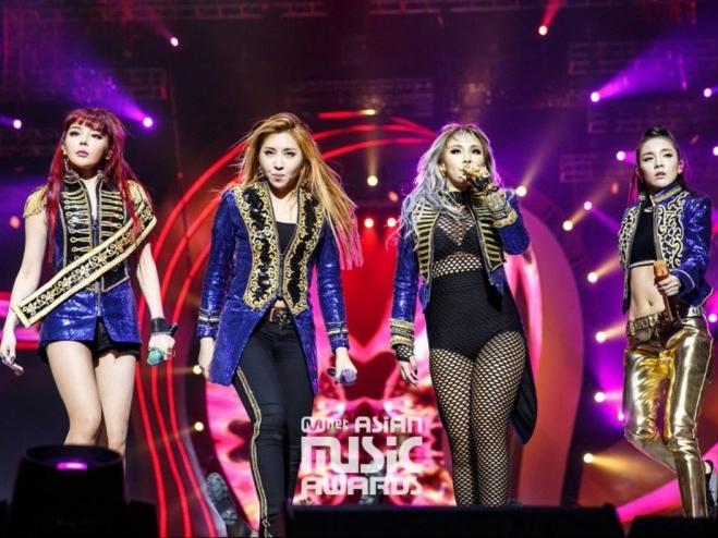 (G)I-DLE bị tố đạo nhái sân khấu khủng của 2NE1 tại MAMA 7 năm về trước-2