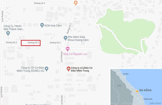 Công nhân nhà máy thép tháo chạy khi kho chứa hàng bốc cháy-3