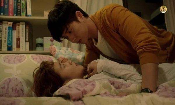 Câu hỏi của chồng mới cưới khiến cô dâu khóc ròng trong đêm tân hôn-1