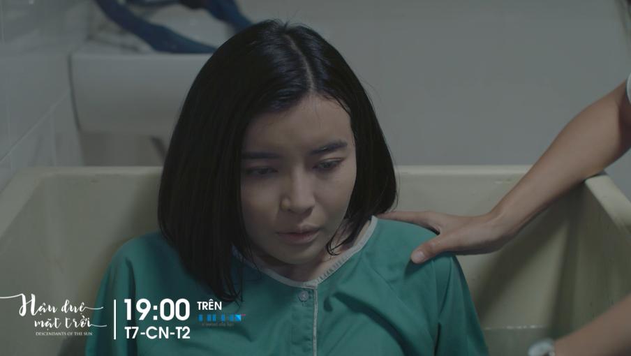 Hậu duệ mặt trời Việt Nam: Hữu Vi rơi nước mắt khi Cao Thái Hà bị nhiễm virus-1