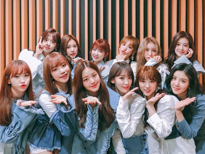 Nhóm nhạc 12 hot girl chào sân Kpop với thành tích ấn tượng-4