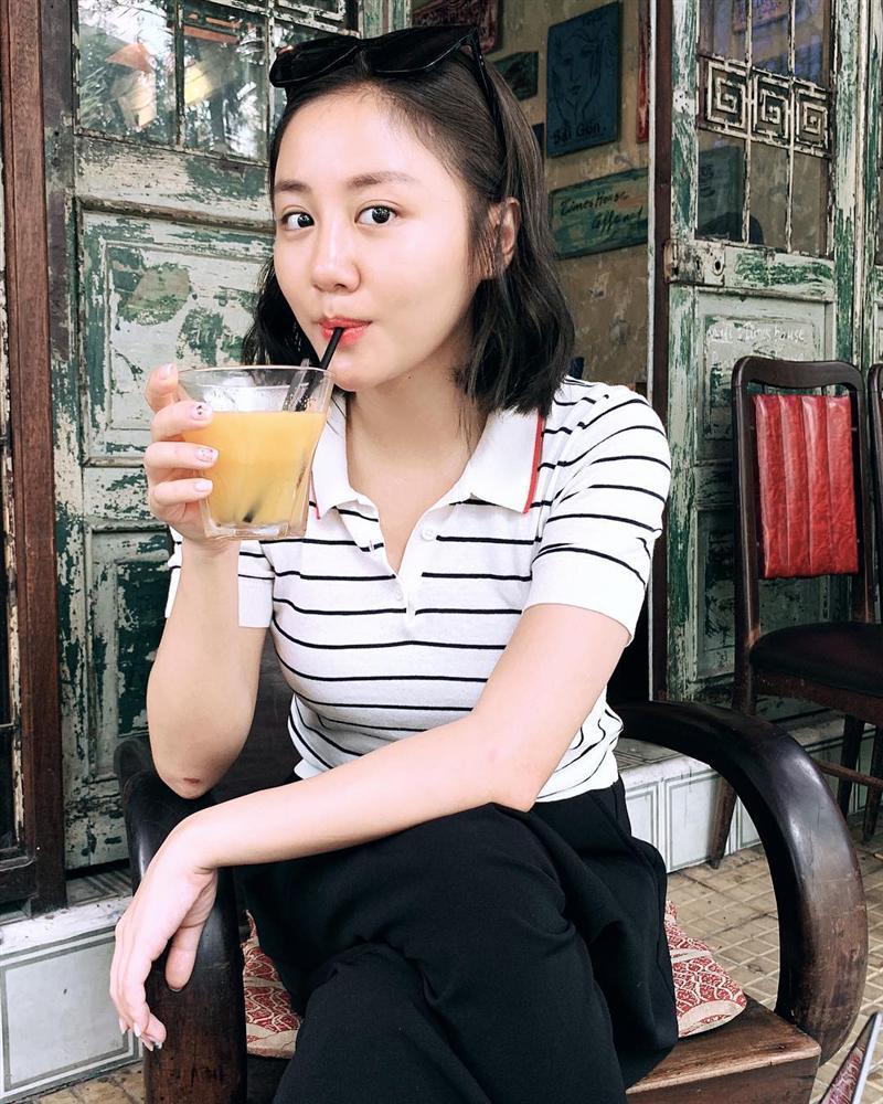 Hoa hậu Đặng Thu Thảo được khen trẻ đẹp như nữ sinh trung học-11