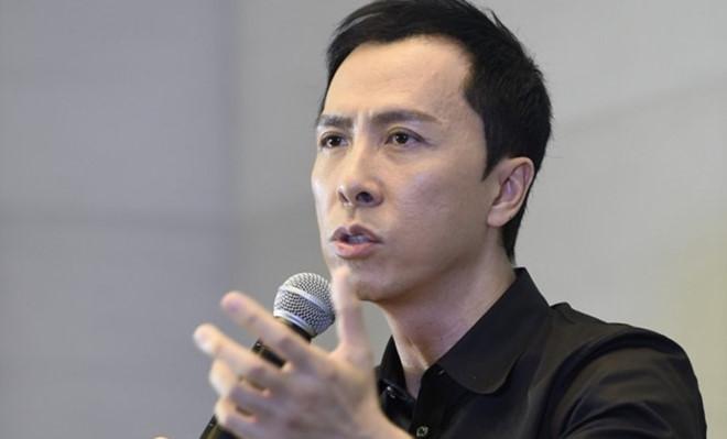 Chân Tử Đan nổi nóng khi bị đoàn phim chỉ trích gay gắt-1