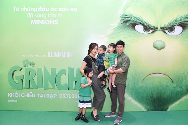 Vợ chồng Lý Hải cùng dàn sao Việt rạng rỡ trong sự kiện ra mắt siêu phẩm hoạt hình The Grinch-1