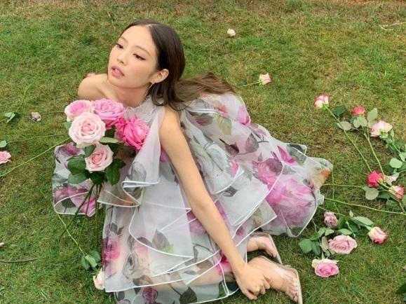 Nhóm nhạc nữ bị ghét nhất Hàn Quốc vượt qua kỷ lục của Black Pink-3