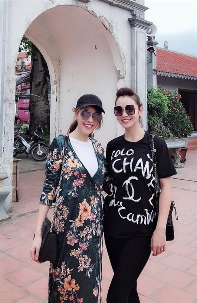 Quế Vân mê món thời trang ai cũng có thể mua được-3