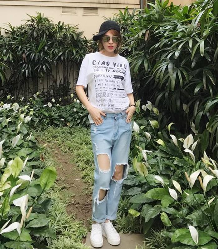 Quế Vân mê món thời trang ai cũng có thể mua được-5