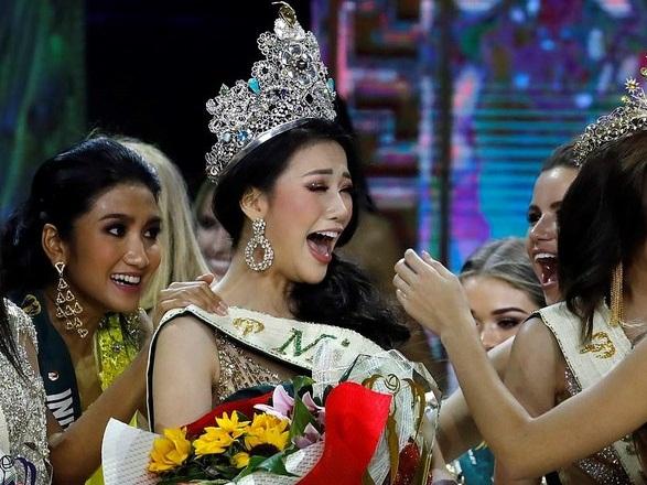 Giật mình trước nhan sắc thay đổi chóng mặt của Tân Hoa hậu Trái Đất chỉ sau nửa năm!-11