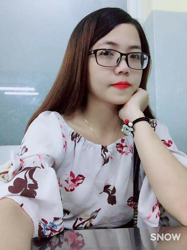 Cô gái xinh xắn bị truy lùng vì khoe ra đồng bắt chuột về ăn-4