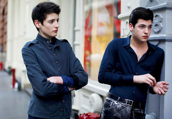 Cặp anh em người mẫu đẹp trai, thuộc hội con nhà tỷ phú ở Mỹ-1